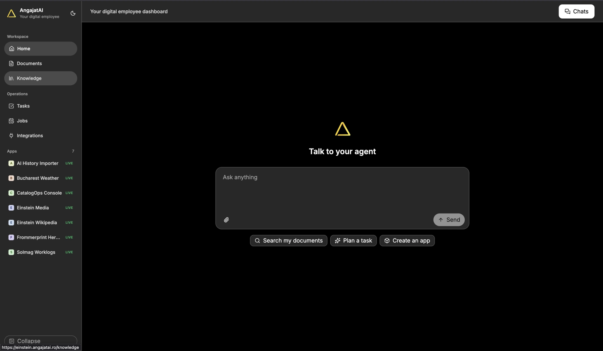 Panoul angajatului digital AngajatAI cu chat, informațiile firmei și aplicațiile spațiului de lucru